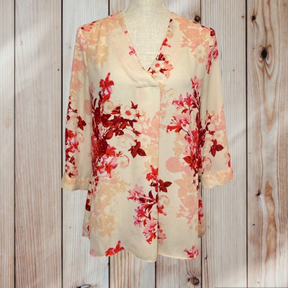 Rose & Olive Floral 3/4 Sleeve Blouse